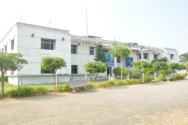 https://cache.careers360.mobi/media/colleges/social-media/media-gallery/4098/2021/8/4/Campus View of Jogaiah Institute of Technology and Sciences Palakole_Campus-View.png